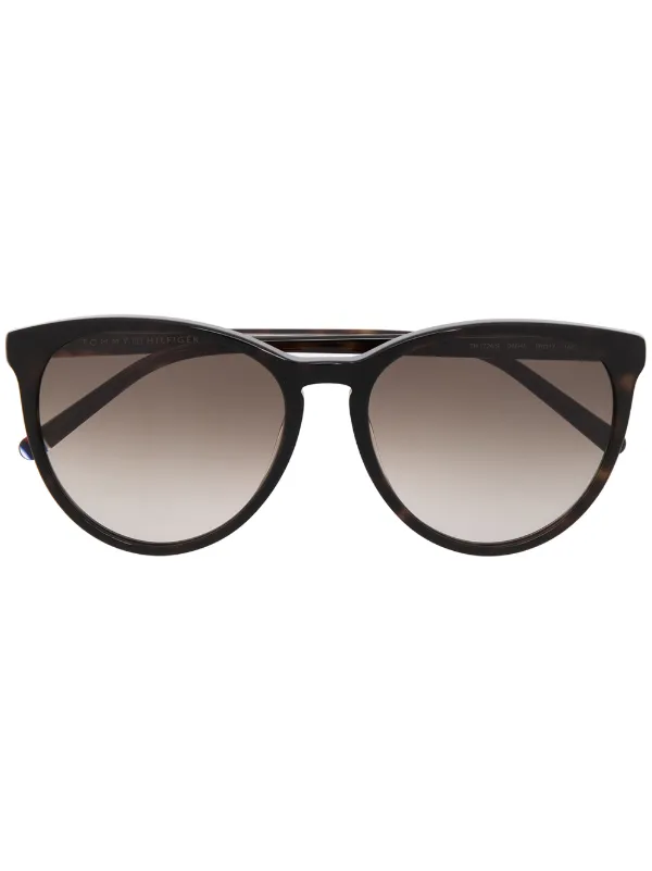 tommy hilfiger wayfarer sunglasses