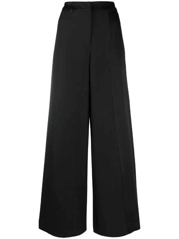 Pantalones 'capri', la prenda que favorece a altas y bajas y que no te  quitaras en otoño - Foto