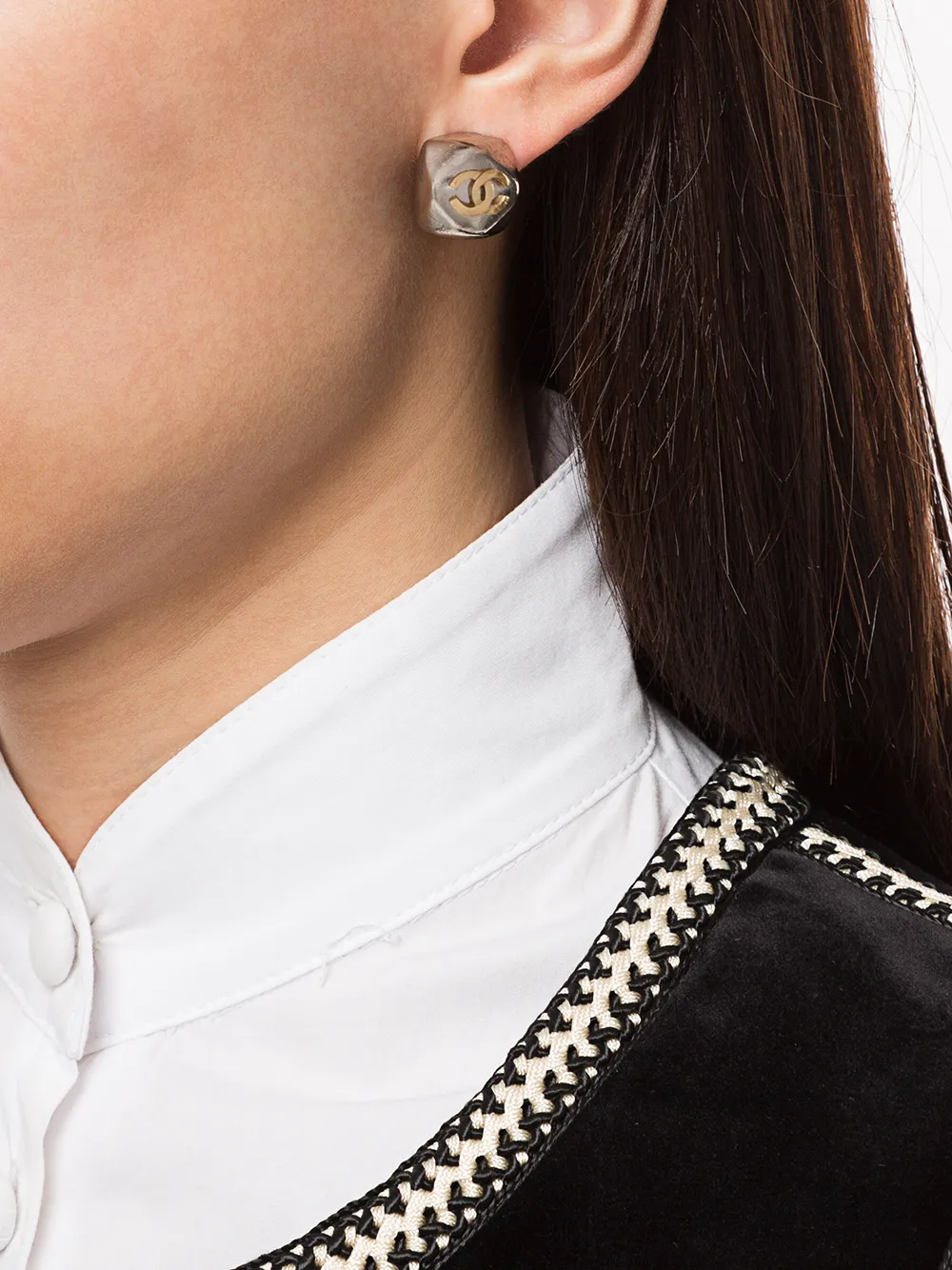 Pre-owned Chanel 1998 Cc Clip-on Earrings In Silver