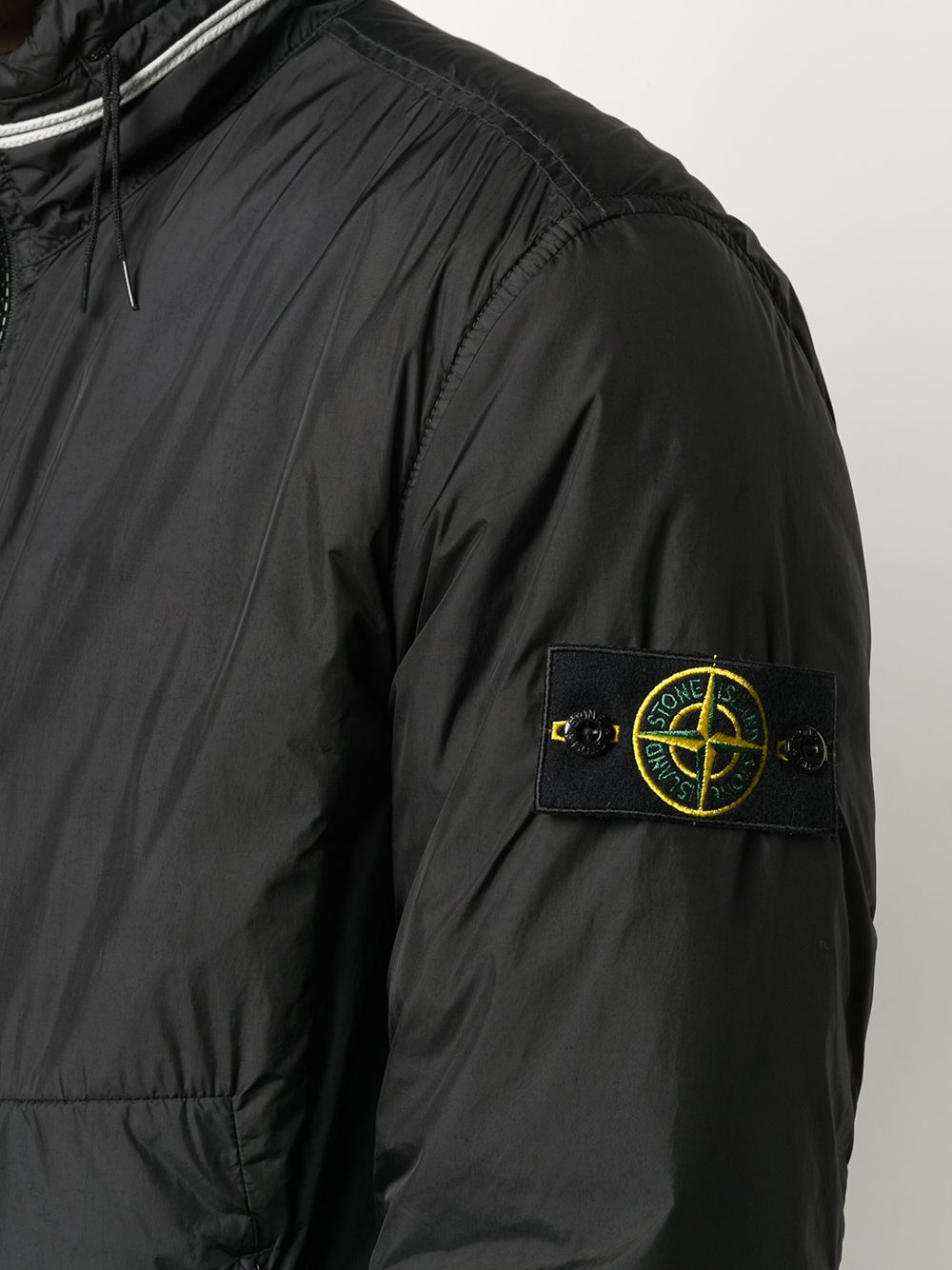 фото Stone island парка на молнии с капюшоном