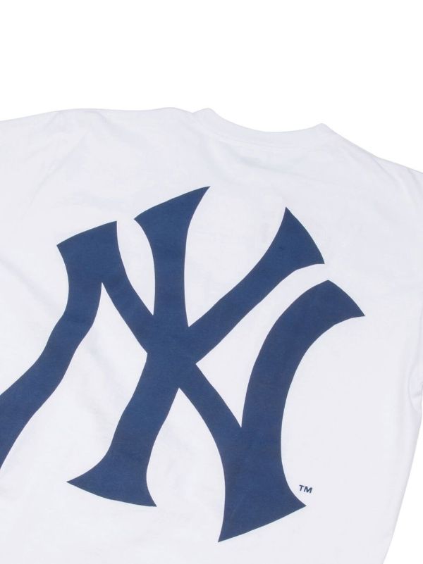 Supreme Yankees Box Logo Tee - SU0132, Men's, Size: Medium, White