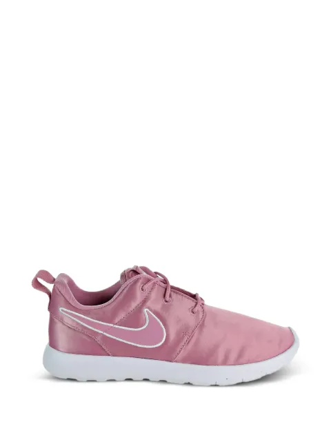 Nike Kids Roshe One sneakers