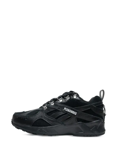 Reebok Pleasures Aztrek low-top sneakers