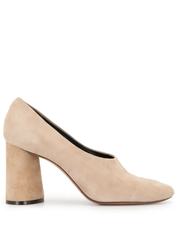 almond toe pumps
