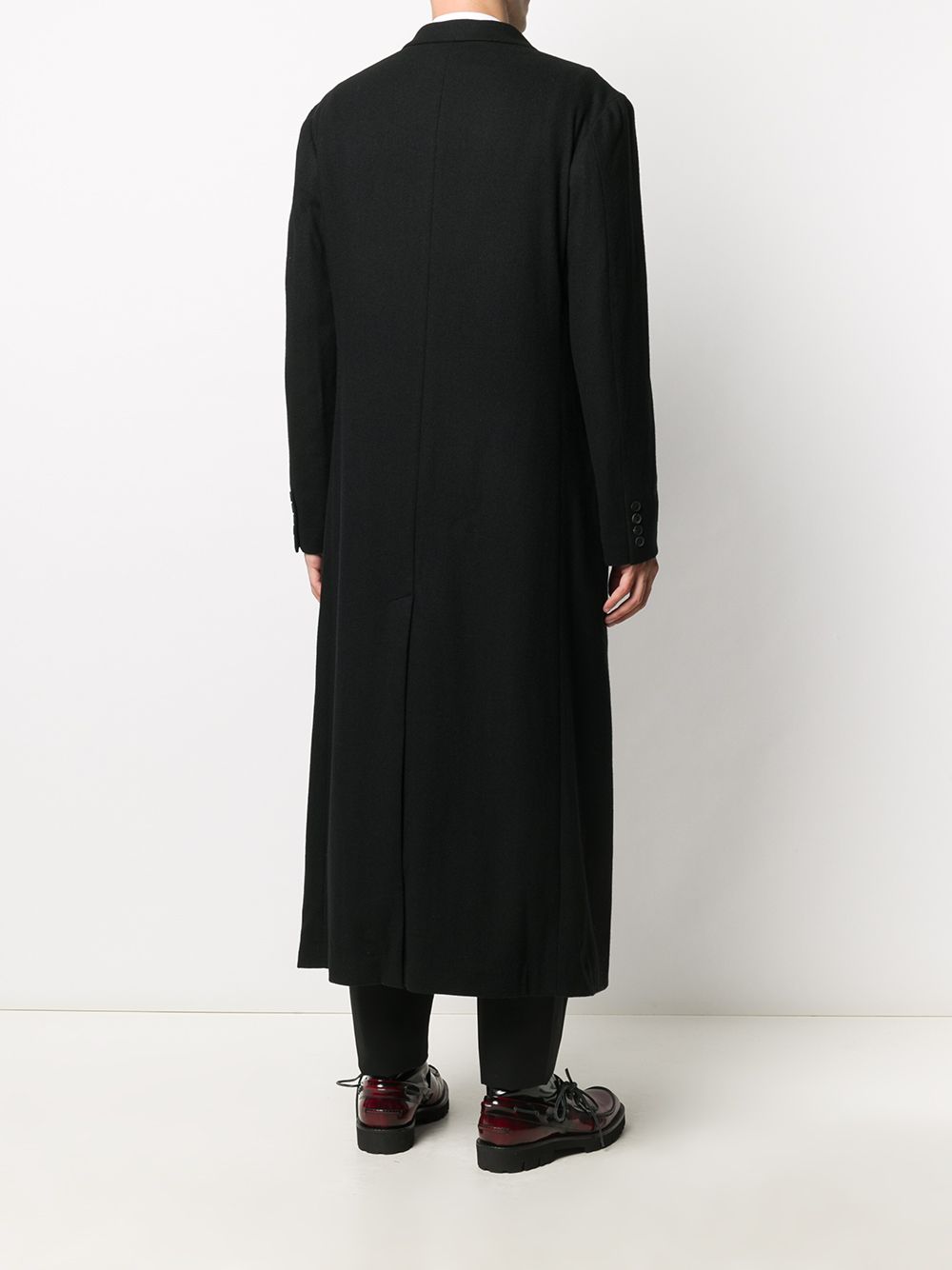 фото Yohji yamamoto длинное однобортное пальто