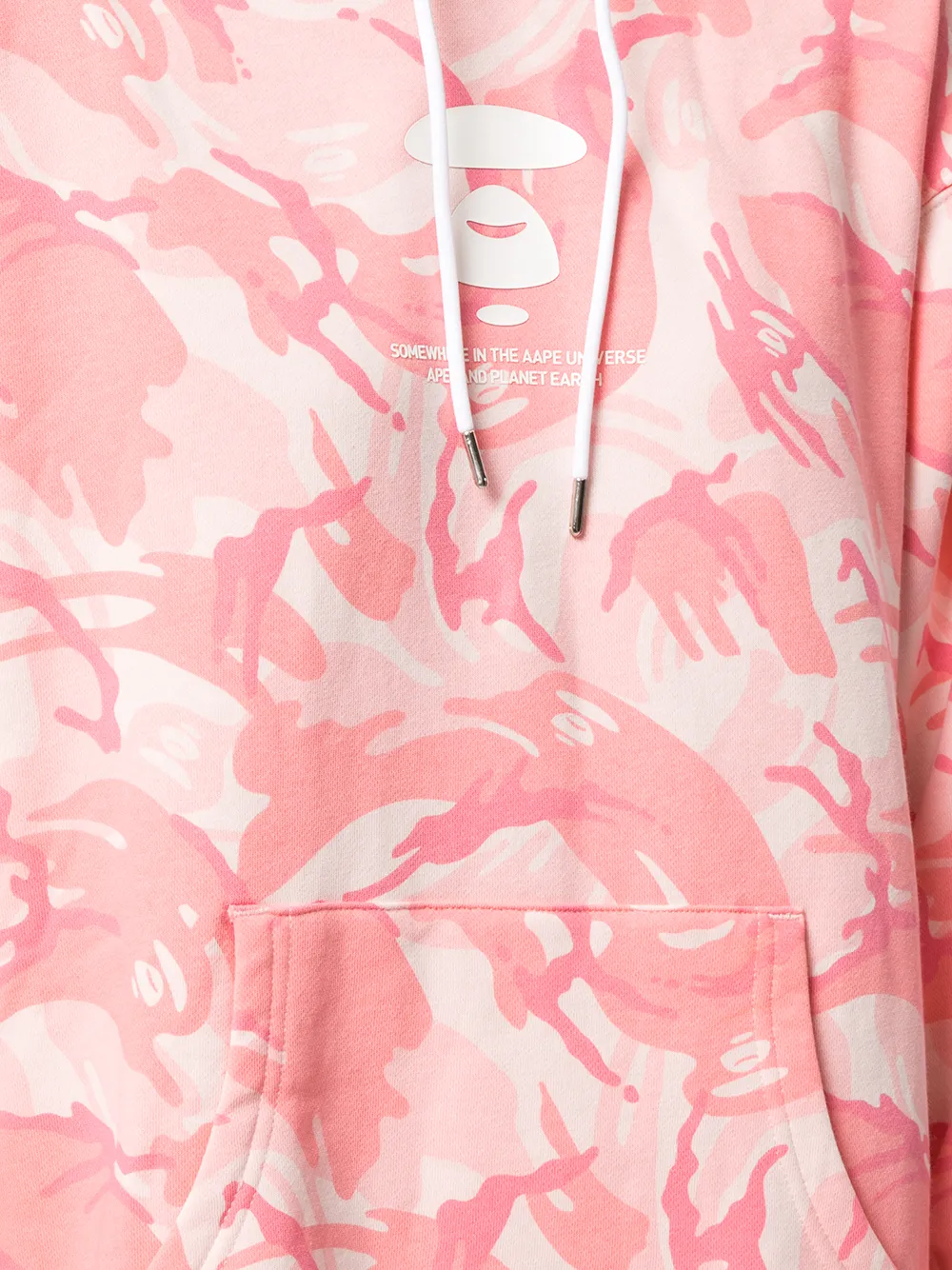 фото Aape by *a bathing ape® короткое платье с капюшоном и графичным принтом