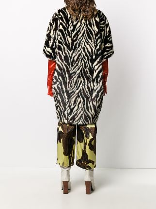 oversized zebra print coat展示图