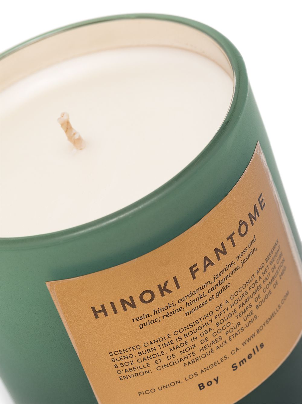 фото Boy smells свеча hinoki fantôme