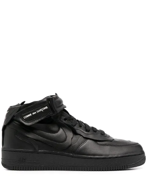 Comme Des Garçons Homme Plus Air Force 1 Mid из коллаборации с Comme des Garçons