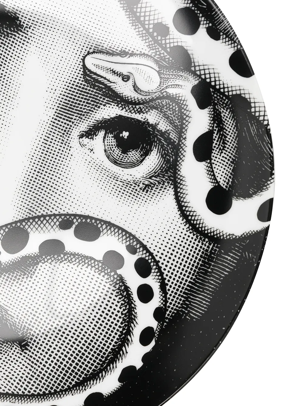 Fornasetti Piatto Tema e Variazioni No.383 | Casa | Image 4