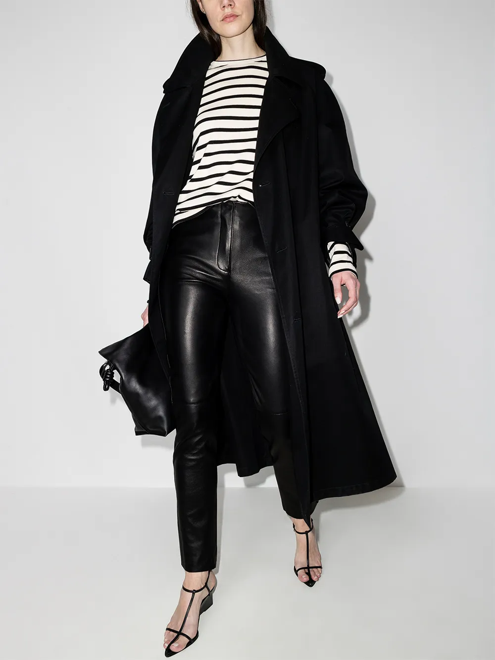 фото Totême узкие брюки с завышенной талией