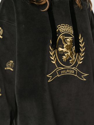 logo-embroidered hoodie展示图