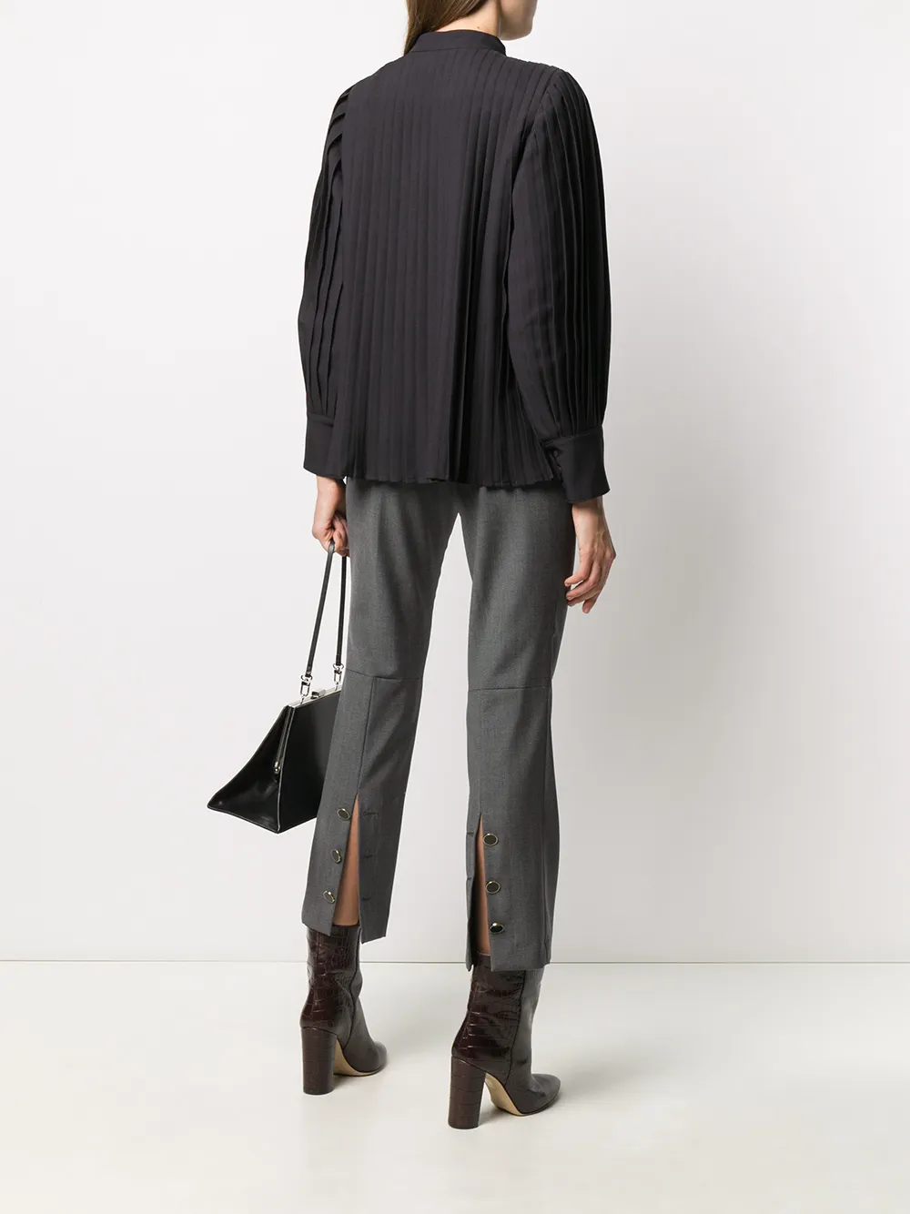 L'Autre Chose cropped tailored trousers | Cropped Pants | Image 2