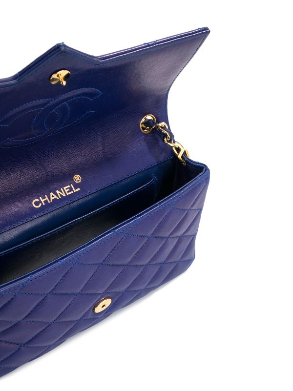 Chanel Pre-owned 1990s Diamond Quilted Chain Flap Shoulder Bag - Blue