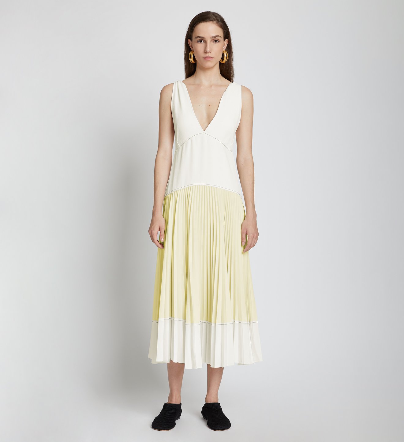 Crepe Colorblock Pleated Dress