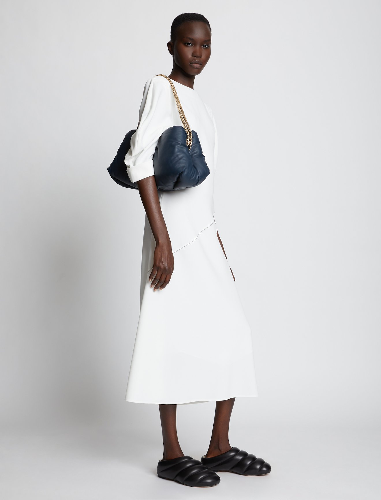 Puffy Chain Tobo Bag #2