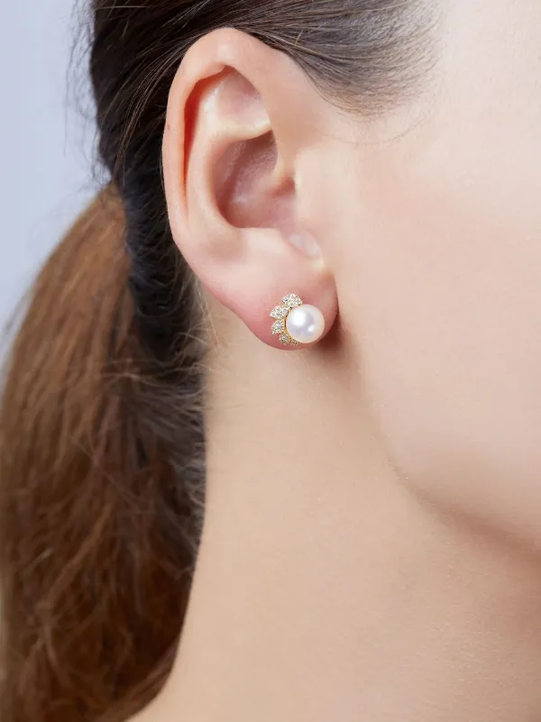 Yoko London 18kt Yellow Gold Diamond Pearl Trend Stud