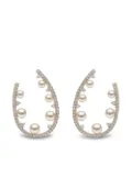 Yoko London 18kt yellow gold diamond pearl Sleek hoop earrings