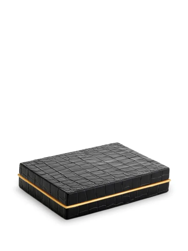 Crocodile boxes store