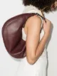 Bild 2 von STAUD Sasha Schultertasche mit Kettenriemen