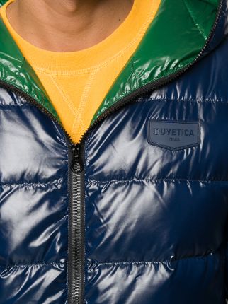 hooded puffer jacket展示图