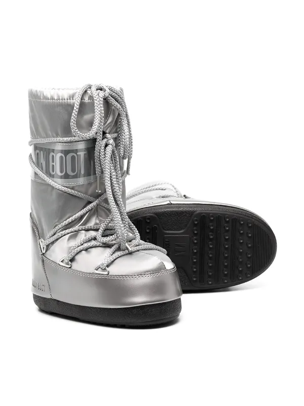 silver-tone moon boots