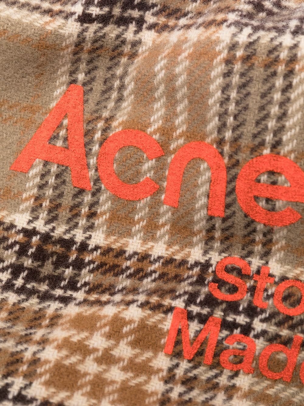 фото Acne studios шарф в клетку тартан с логотипом