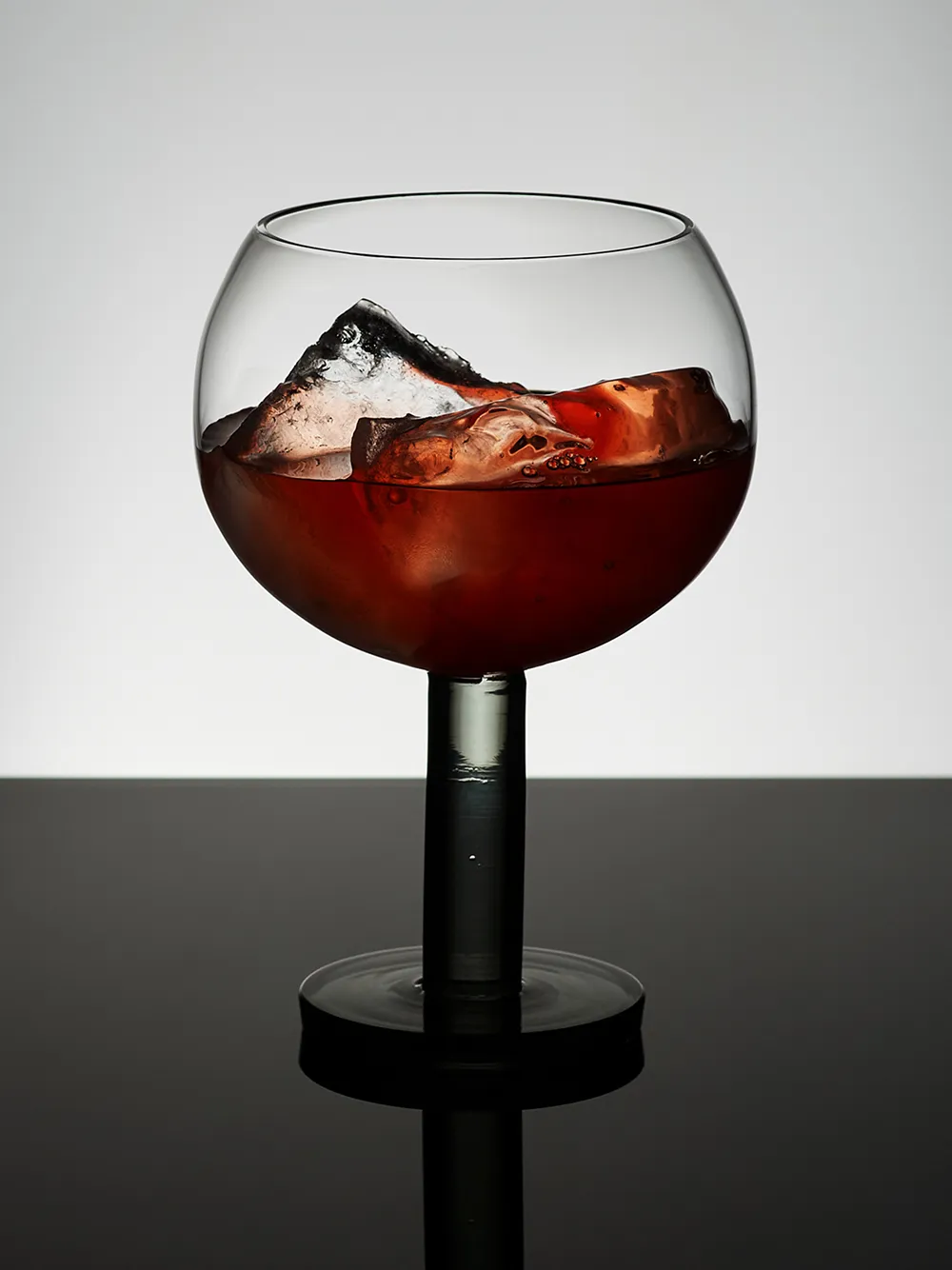 Tom Dixon Bicchieri da vino Puck Balloon (set di 2) | Casa | Image 4