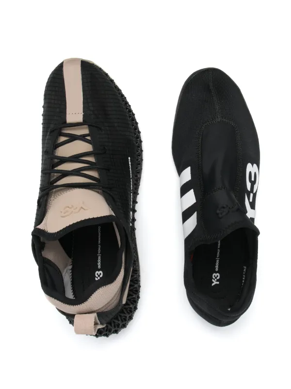 y3 runner