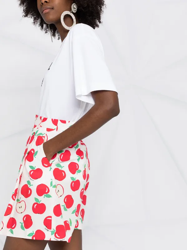 Boutique Moschino Apple Print Pleated Shorts | White | FARFETCH