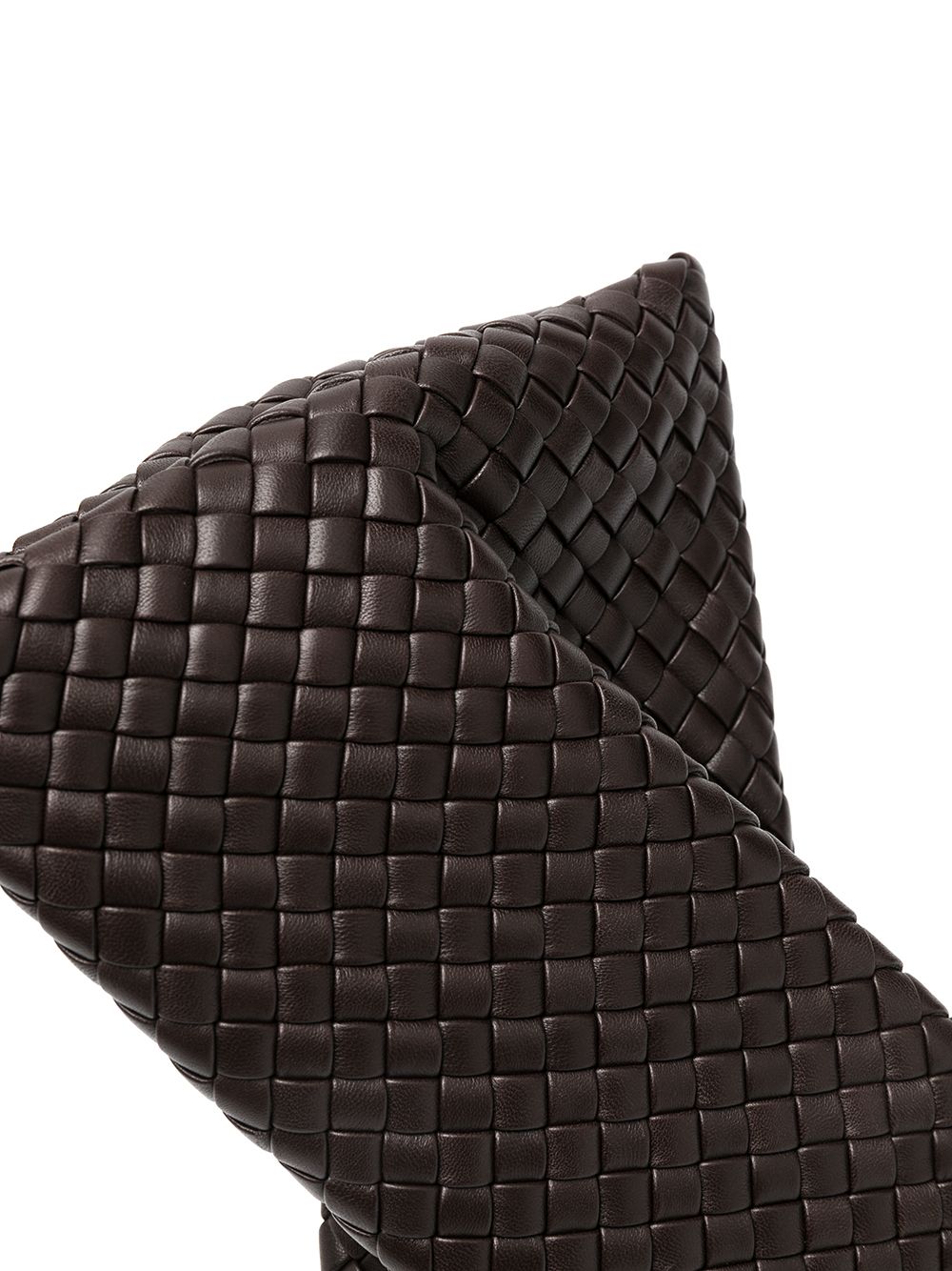 фото Bottega veneta плетеный клатч