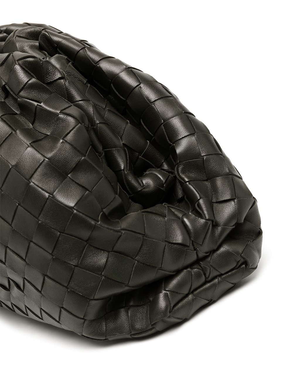 фото Bottega veneta сумка the pouch с плетением intrecciato