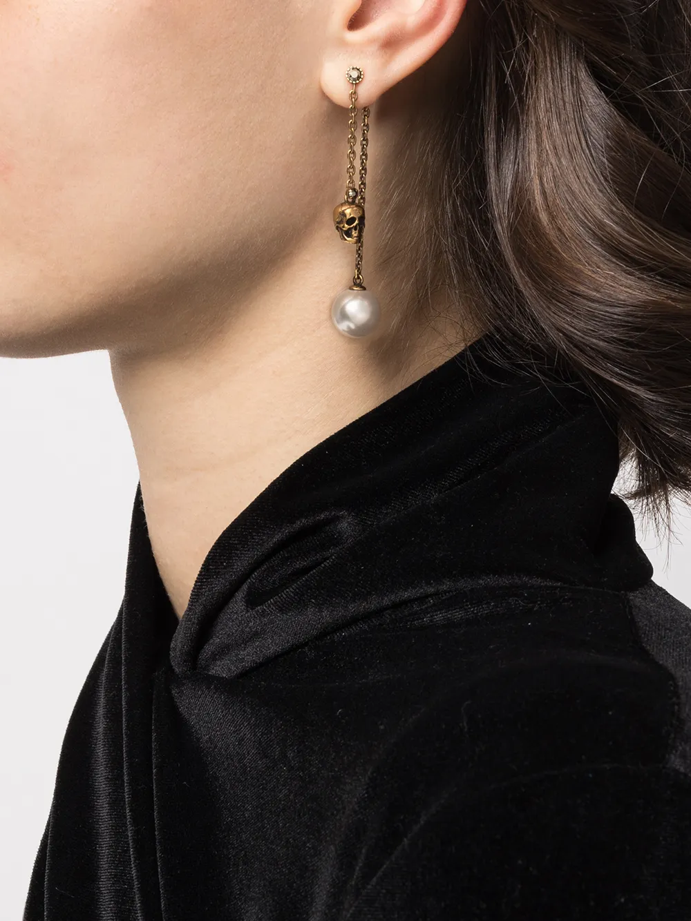 Shop Alexander Mcqueen Pearl-embellished Skull Pendant Earrings In Gold