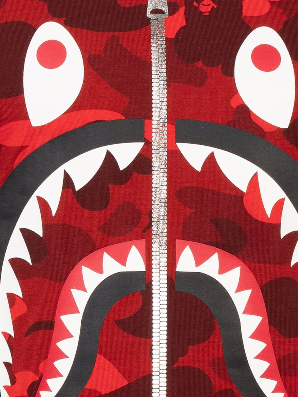 фото A bathing ape® футболка colours camo side shark