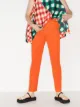 Bild 2 von Pleats Please Issey Miyake Schmale Hose aus geripptem Strick