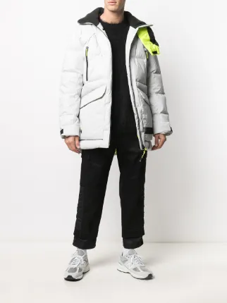 x Helly Hansen 绗缝外套展示图