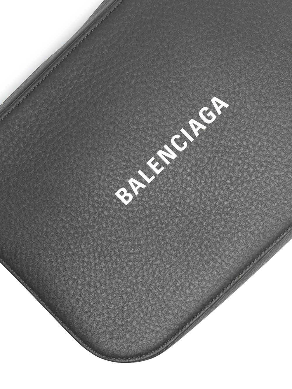 фото Balenciaga сумка через плечо everyday с логотипом