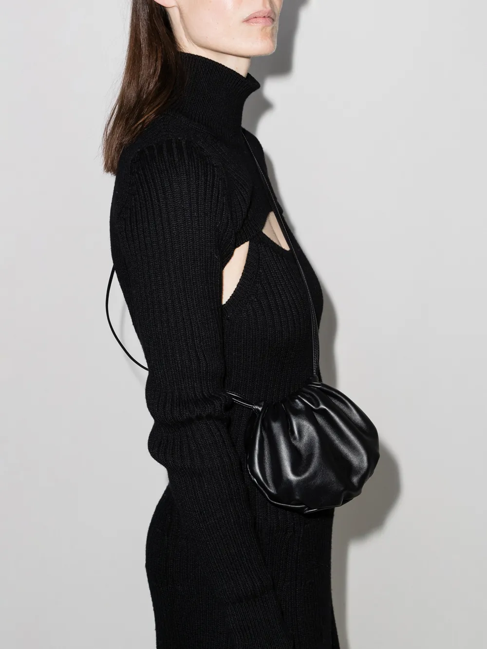 фото Bottega veneta мини-сумка the bulb