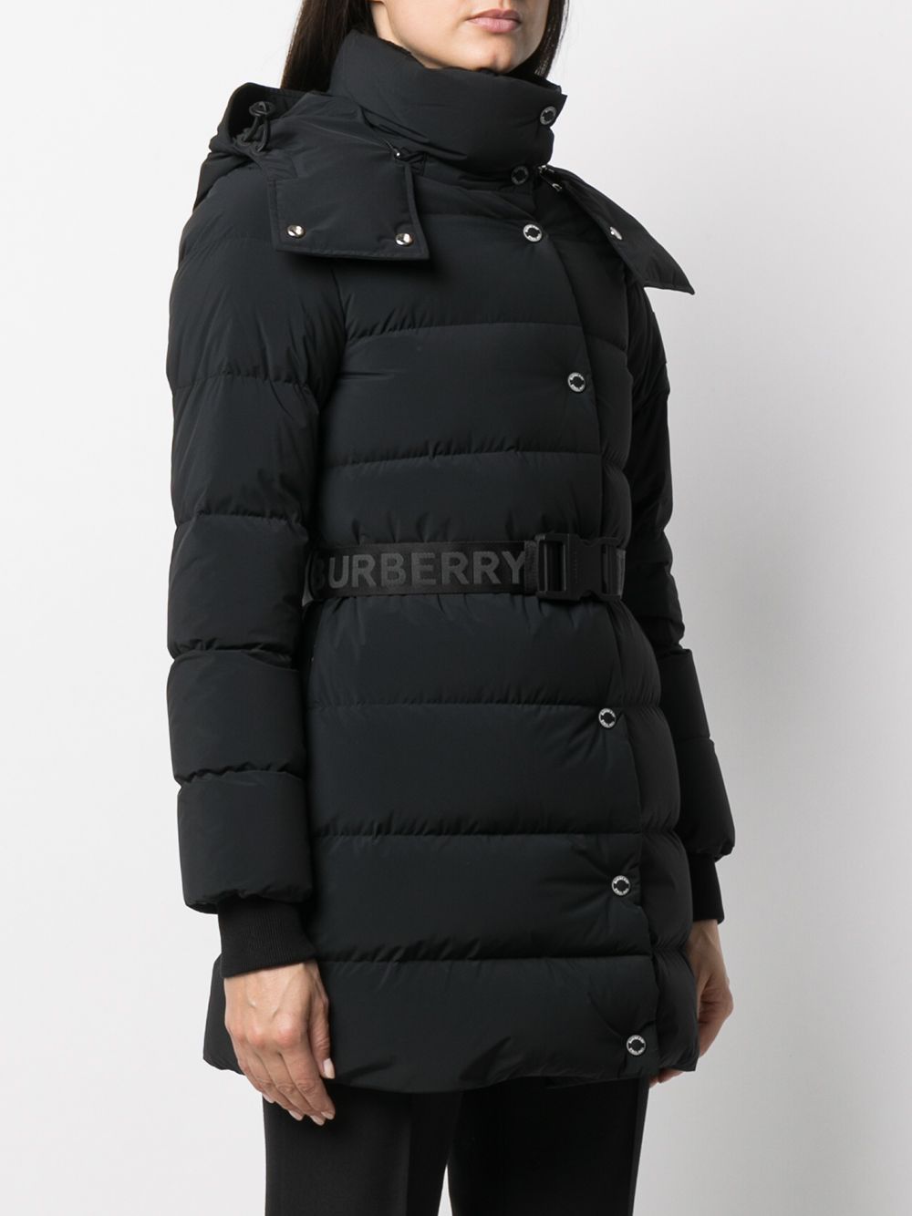 фото Burberry короткий пуховик с капюшоном и поясом