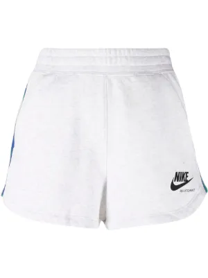 nike short shorts