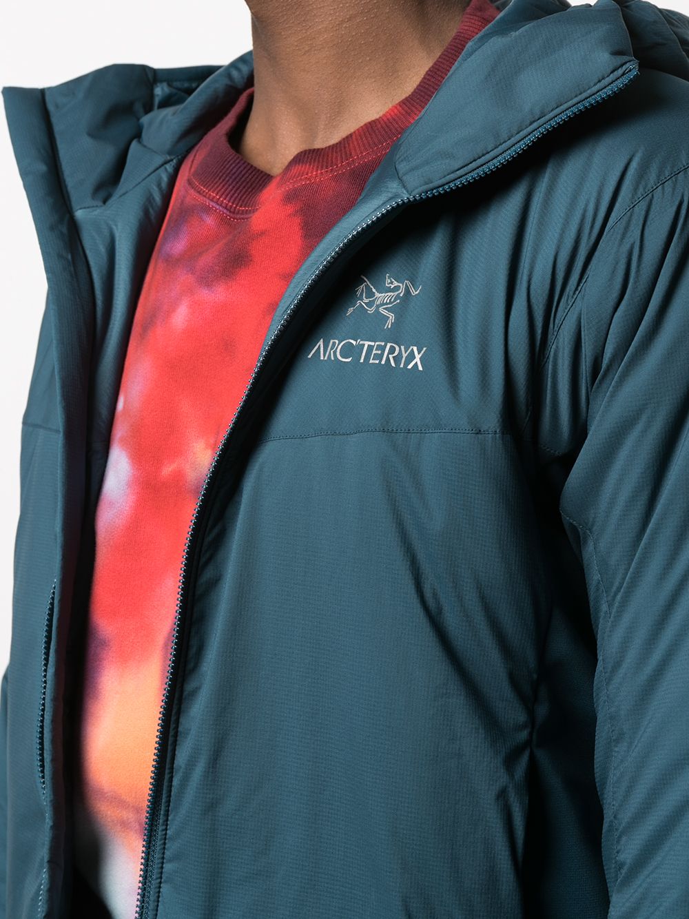 фото Arc'teryx легкая куртка atom lt с капюшоном