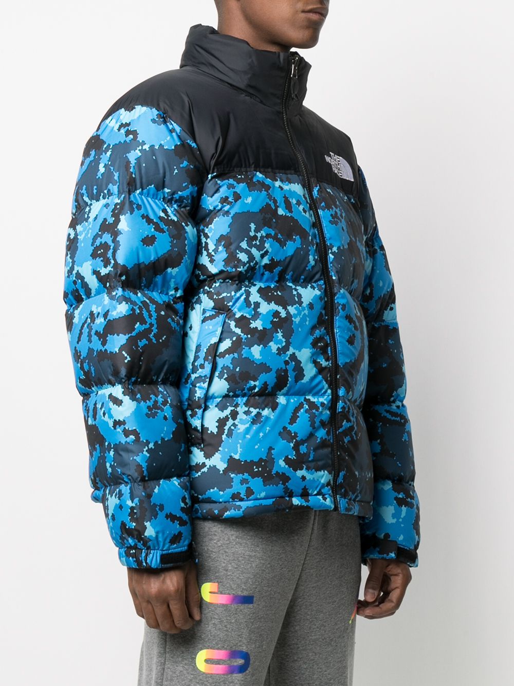 фото The north face пуховик nuptse 1996 с камуфляжным принтом