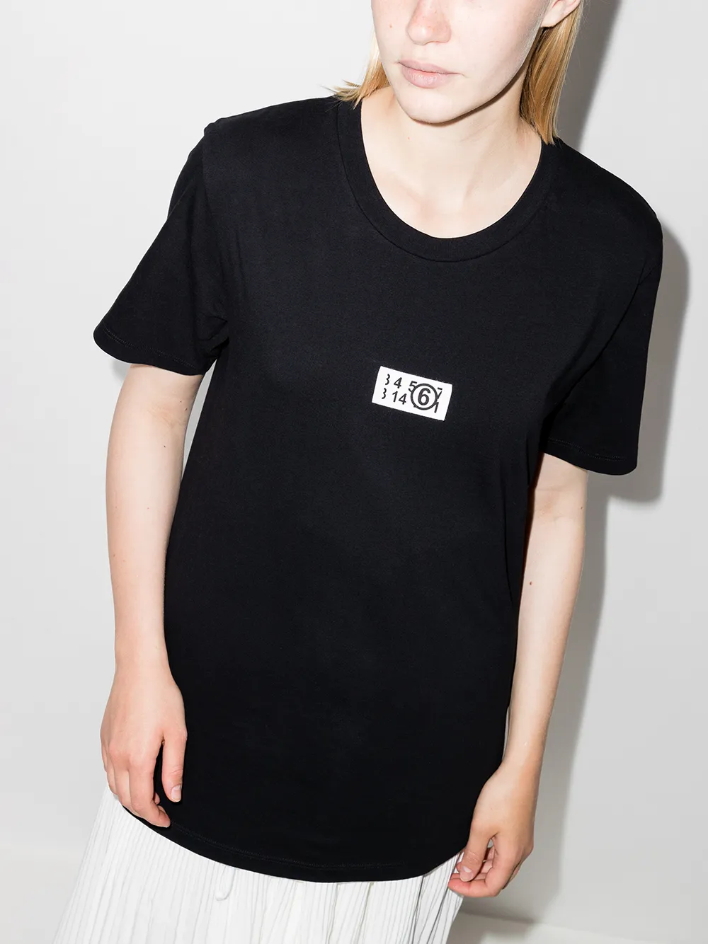 фото Mm6 maison margiela футболка с логотипом