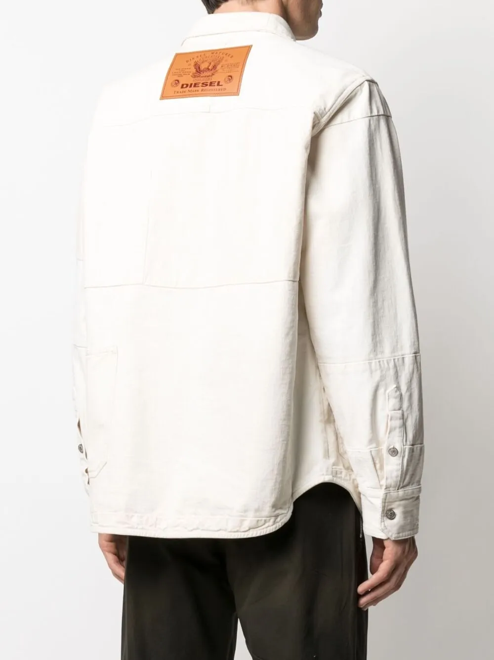 chest flap pocket denim jacket