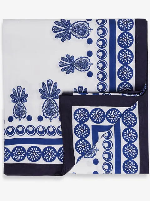 La DoubleJ geometric print tablecloth
