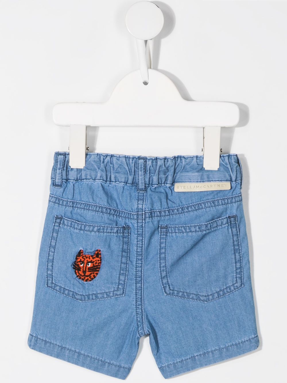 Shop Stella Mccartney Animal Embroidered Denim Shorts In 蓝色