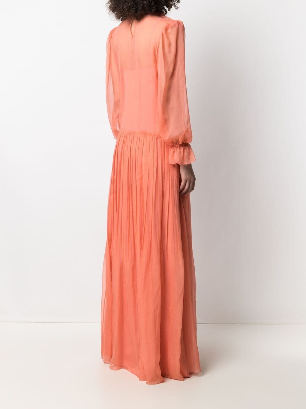 фото Alberta ferretti платье с высоким воротником и оборками