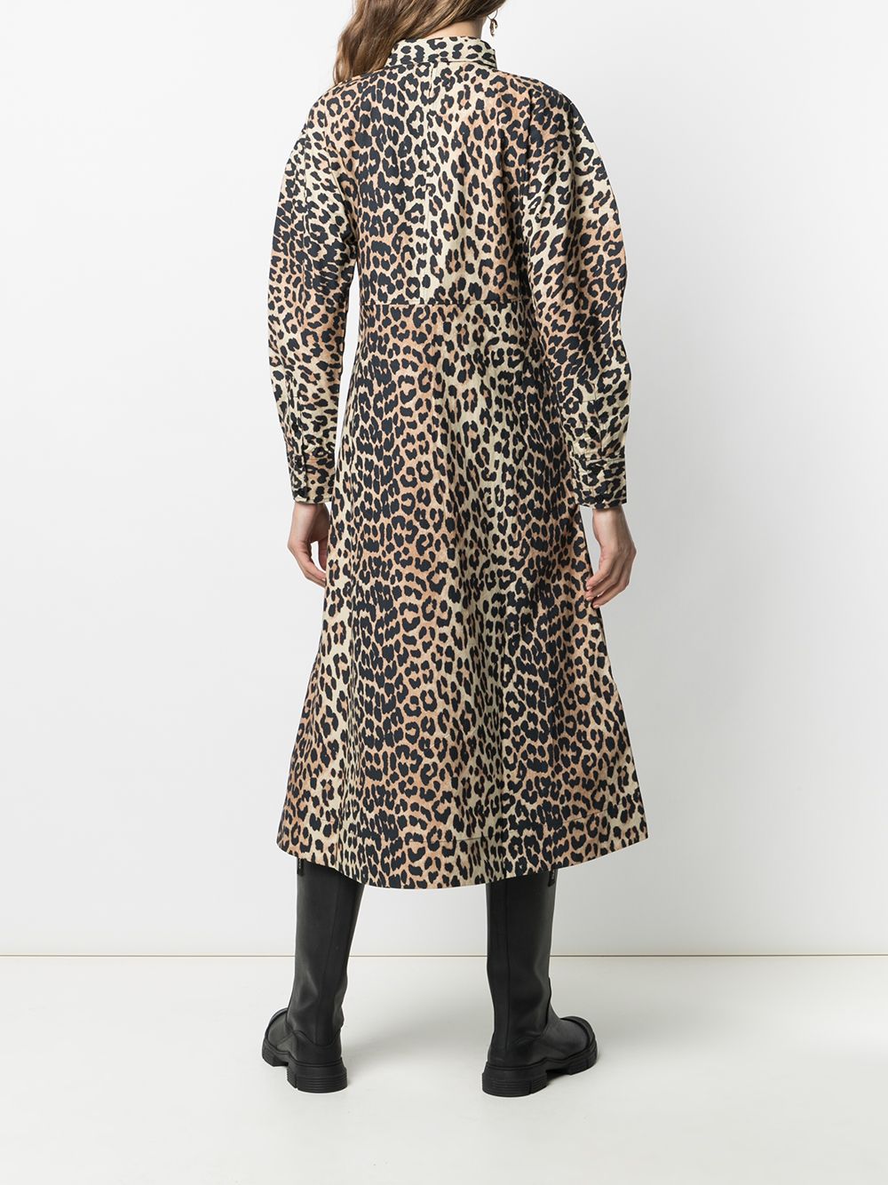 фото Ganni платье-рубашка с леопардовым принтом