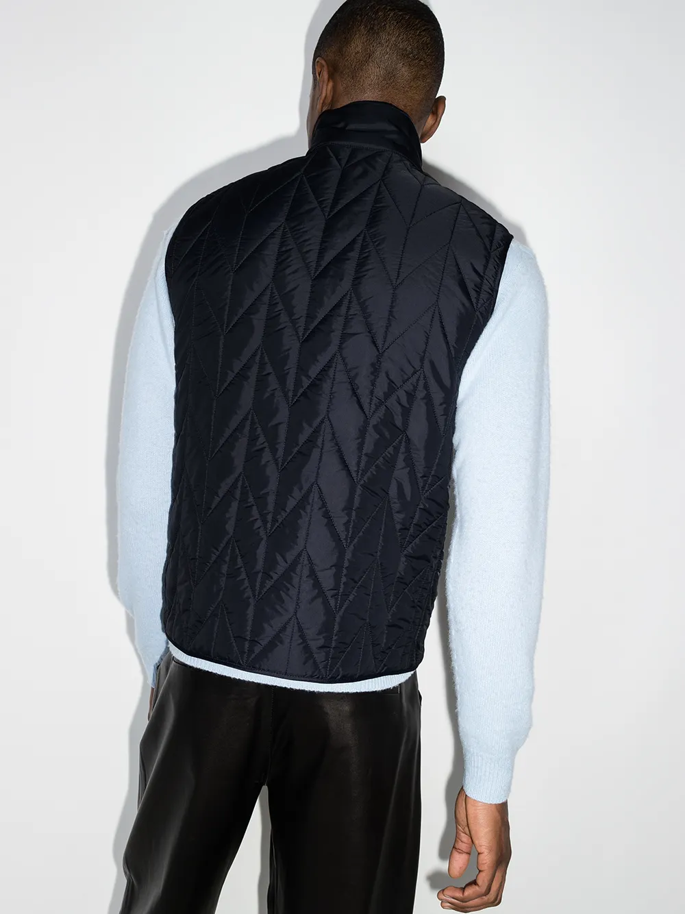 фото Salvatore ferragamo стеганый жилет