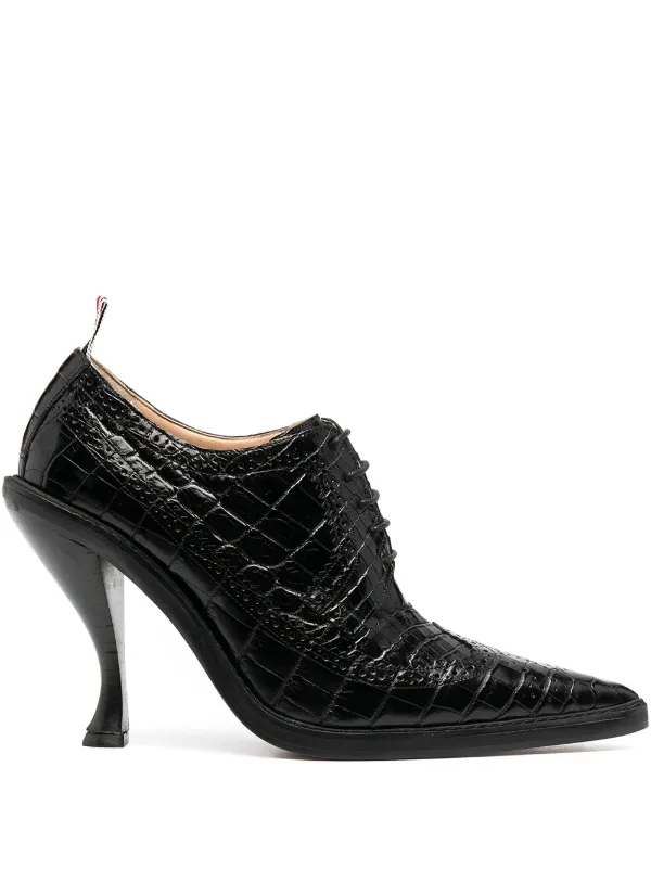 Heeled brogues 2025